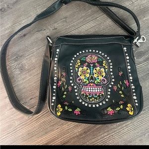 Montana west skull purse